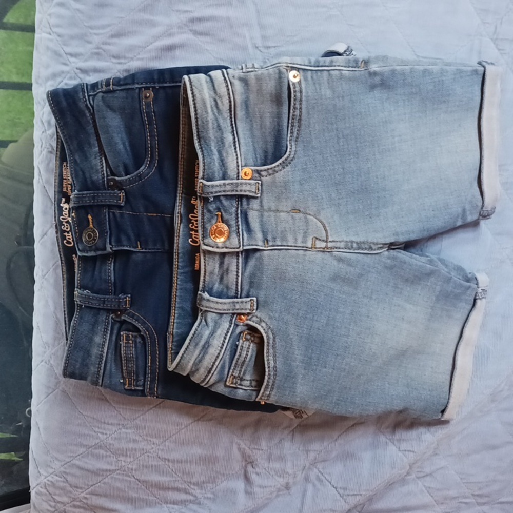 2 Pairs Cat and Jack Bermuda shorts, Size 4-5